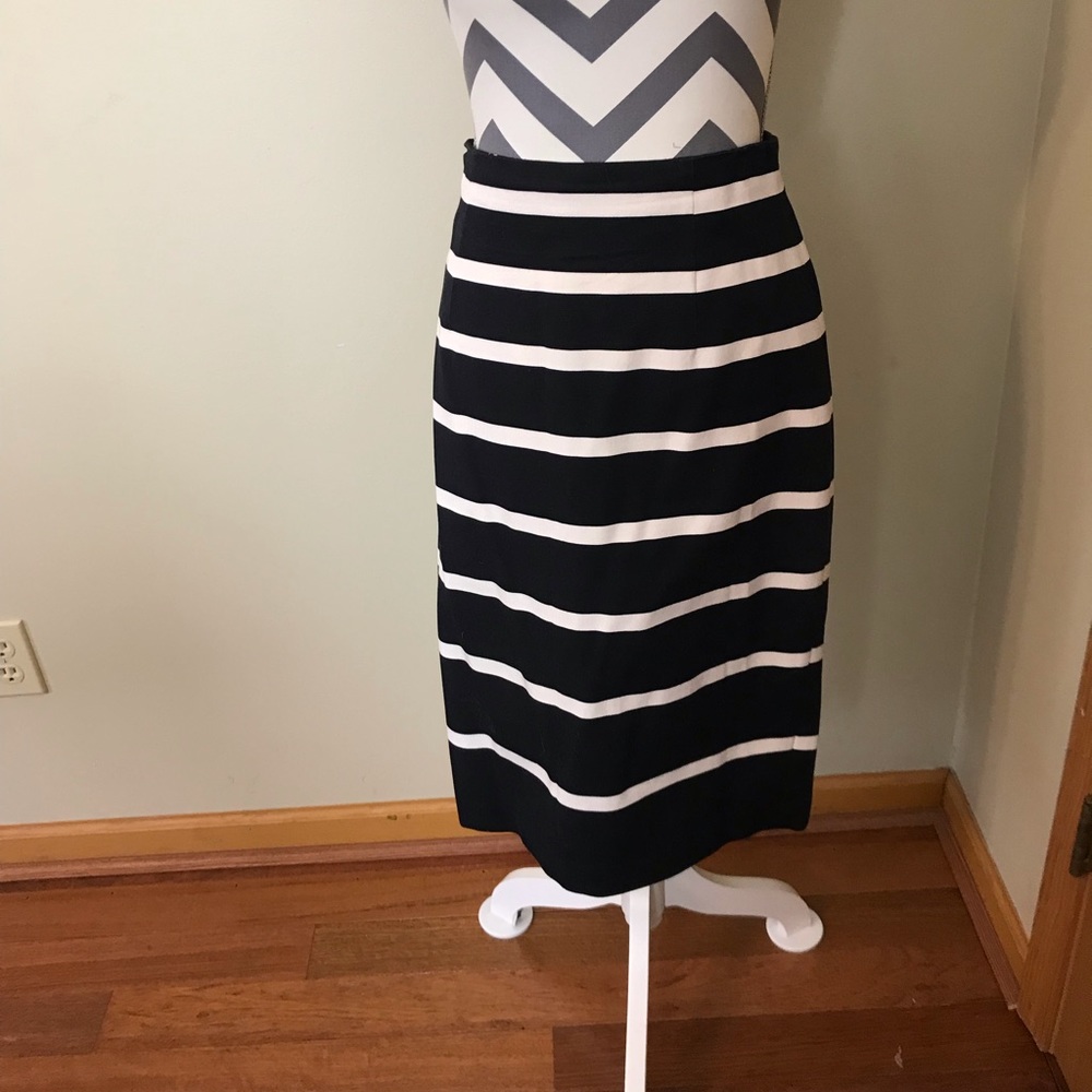 Banana Republic Sloan fit stripe pencil skirt